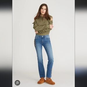 Driftwood Embroidered Boot Cut Blue Jeans Straight Kelly 32x33 Sundance